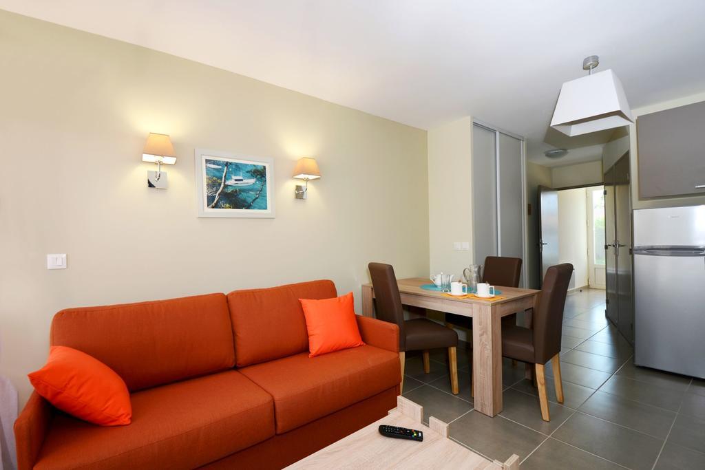 Residence Odalys Cote Canal Salleles-d'Aude Номер фото